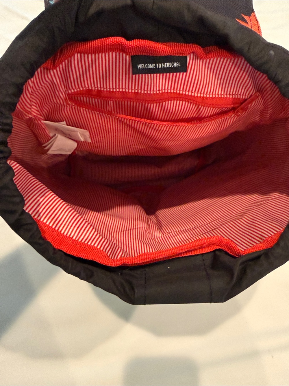 Herschel backpack - Picture 3 of 6